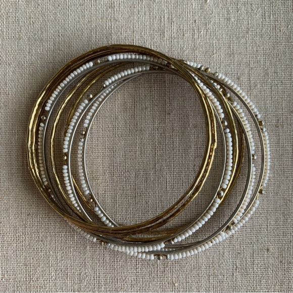 Gold and pearl bead bangle set - Picture 5 of 5